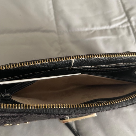 Kathy Van Zealand Jacquard Black Crossbody Bag - Picture 8 of 15